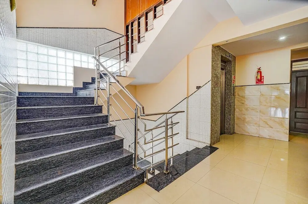 Бангалор: Fabhotel Bns Lodge