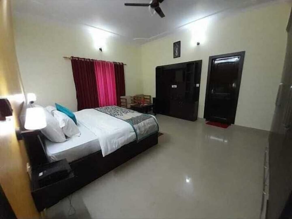 Nabh Resorts — фото 1