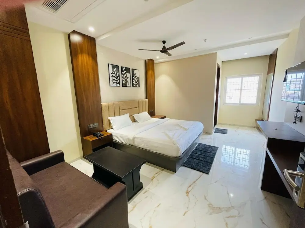 Самбалпур: Hotel Narmada Residency