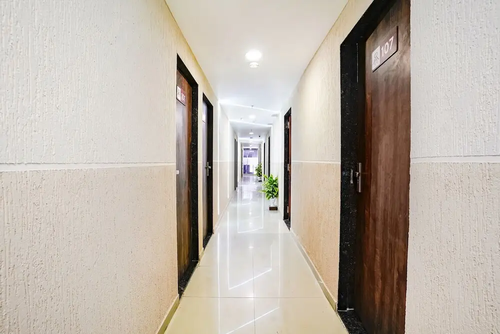 Сурат: Fabhotel Royal Paradise