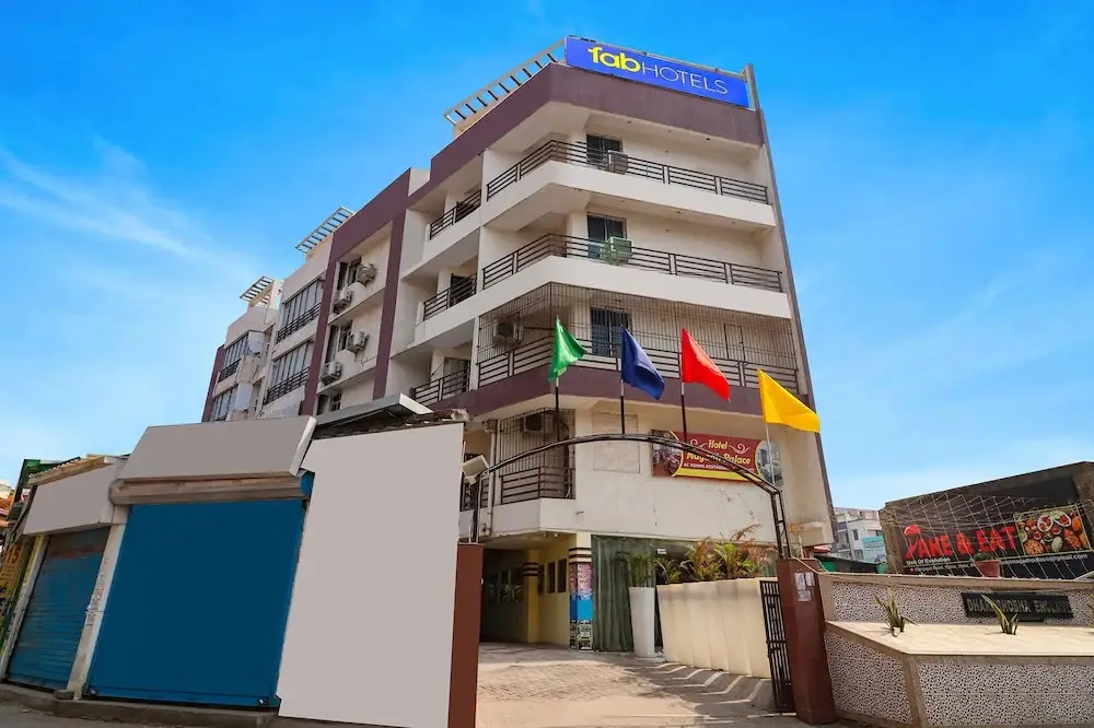 Fabhotel Magadh Palace — фото 1