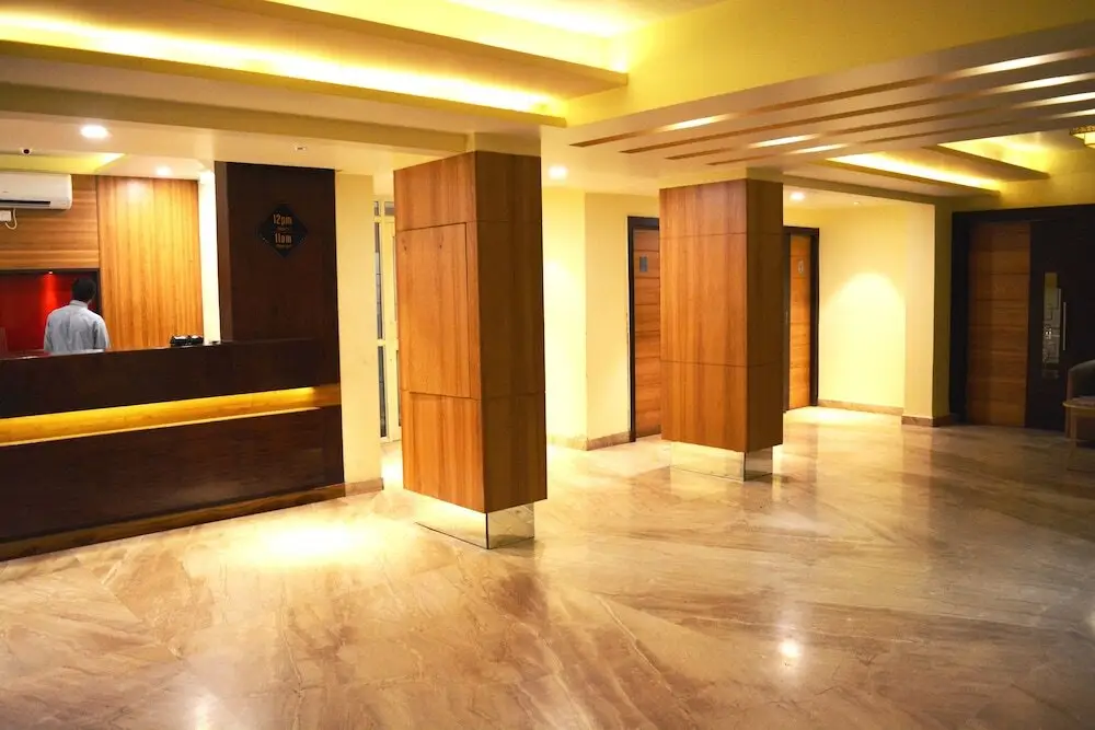 Hotel Krrish — фото 1