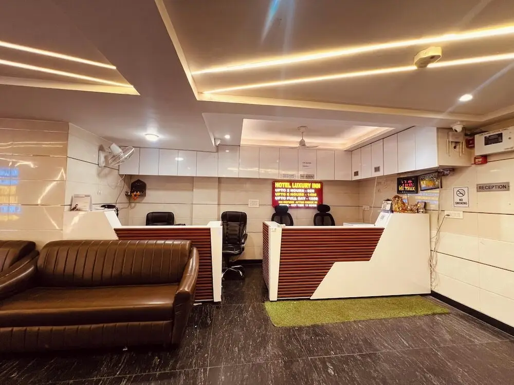 Нью-Дели: Hotel Luxury inn