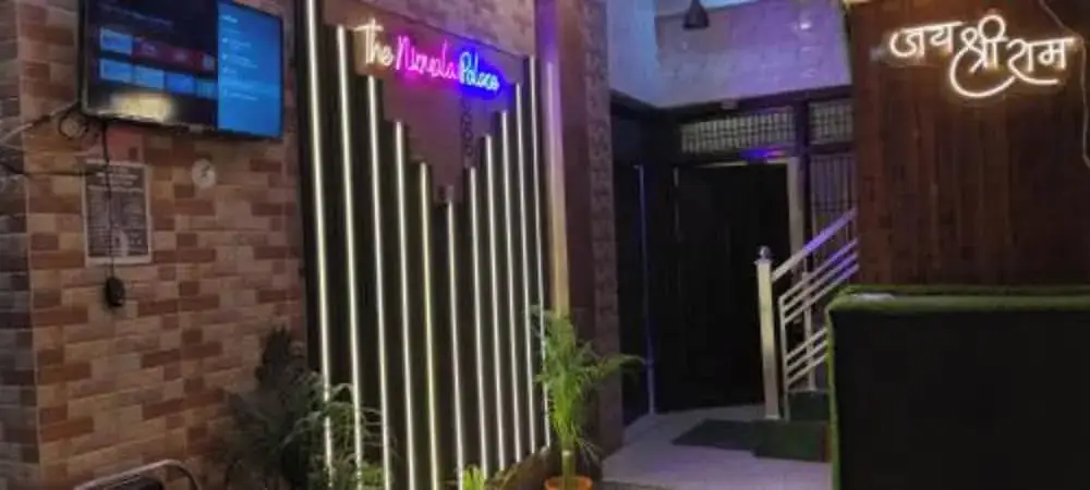 Айодхья: Goroomgo The Ram Krishna Palace Ayodhya