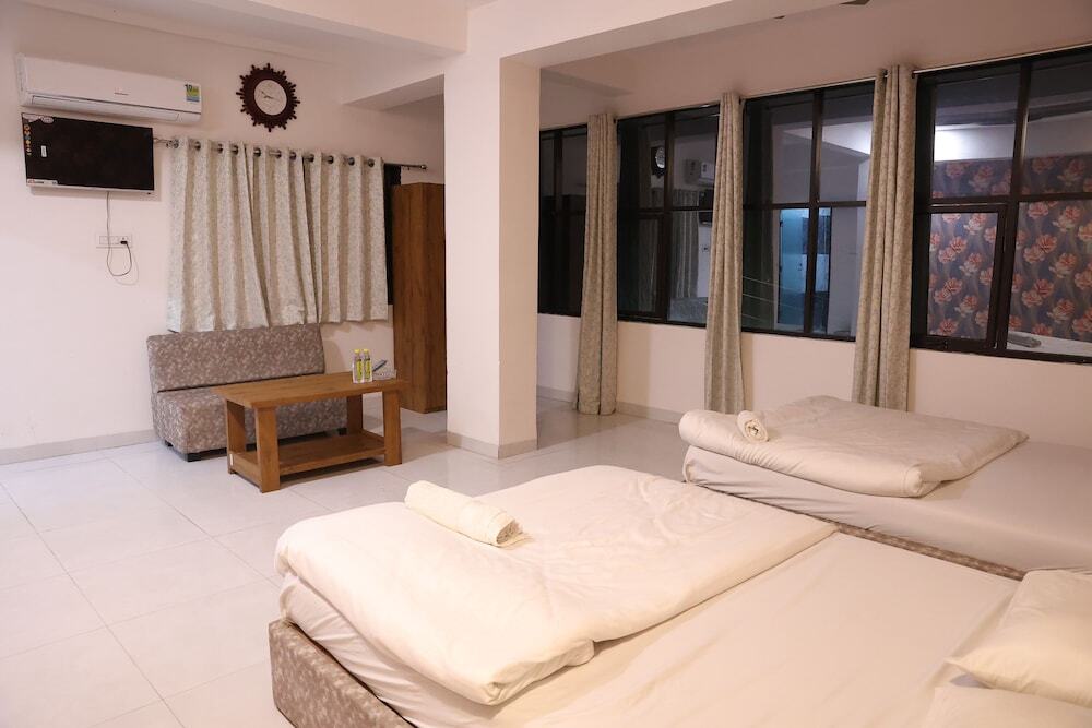Удджайн: Hotel Gauransh
