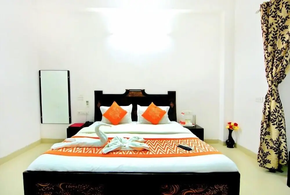 Садри: Anargh Holidays Inn