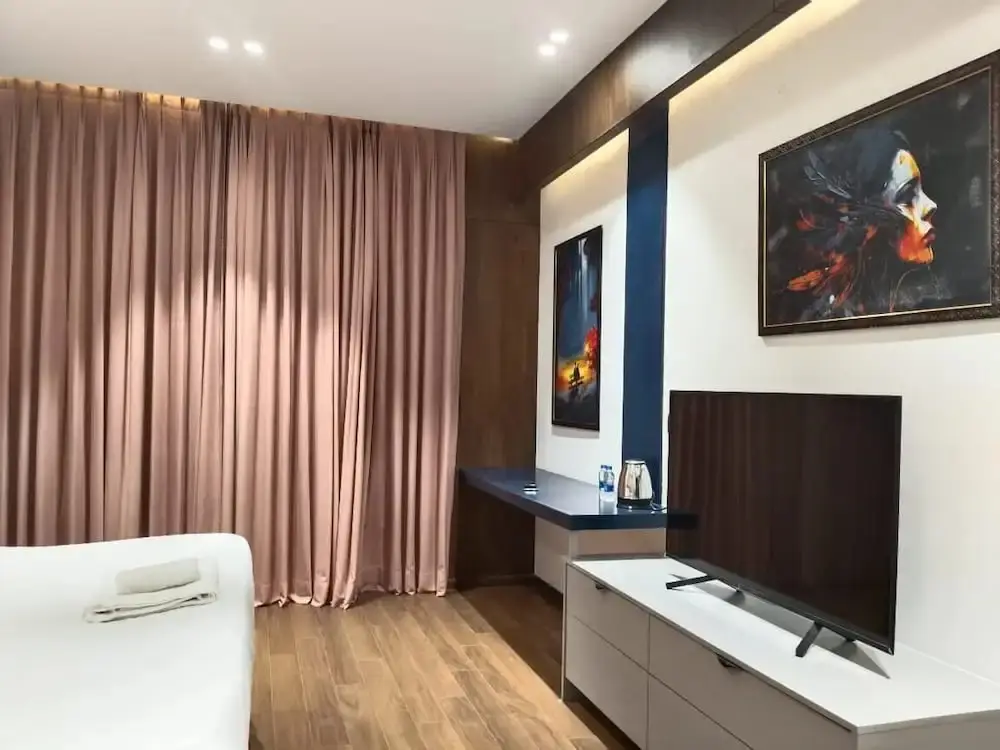 Гуруграм: Tatvam Villa