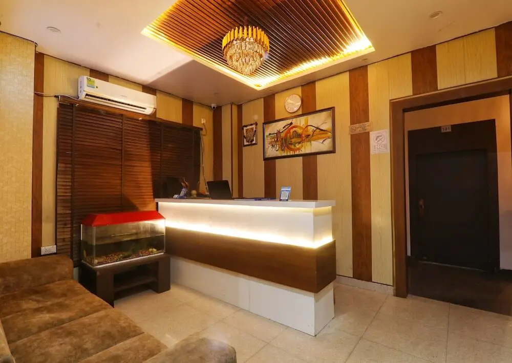Лакхнау: Hotel Cristelia