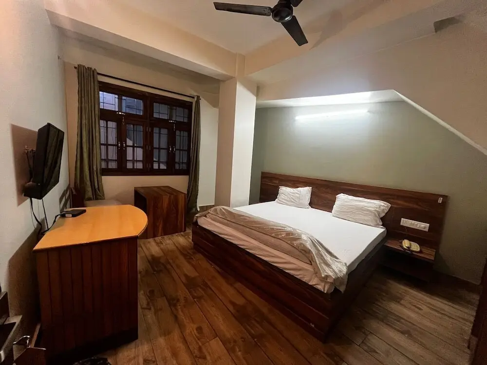 Питорагарх: Hotel Meghna