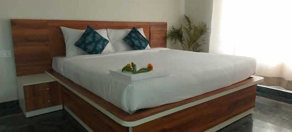 Гуруграм: Evergreen Resort & Farm Aravali