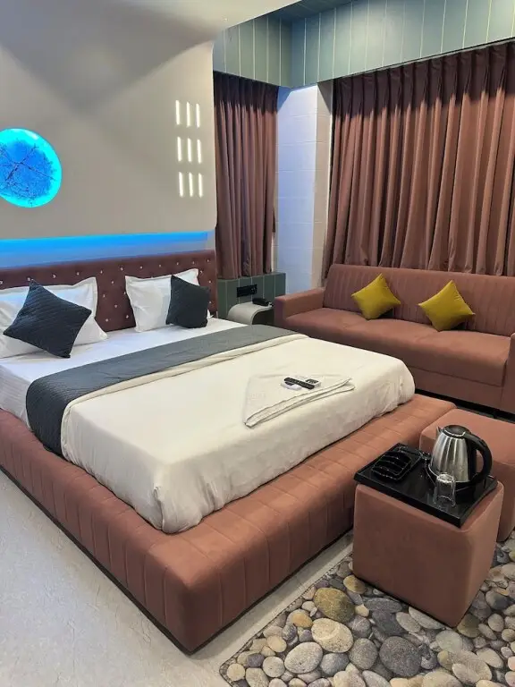 Сурат: Hotel Victoria