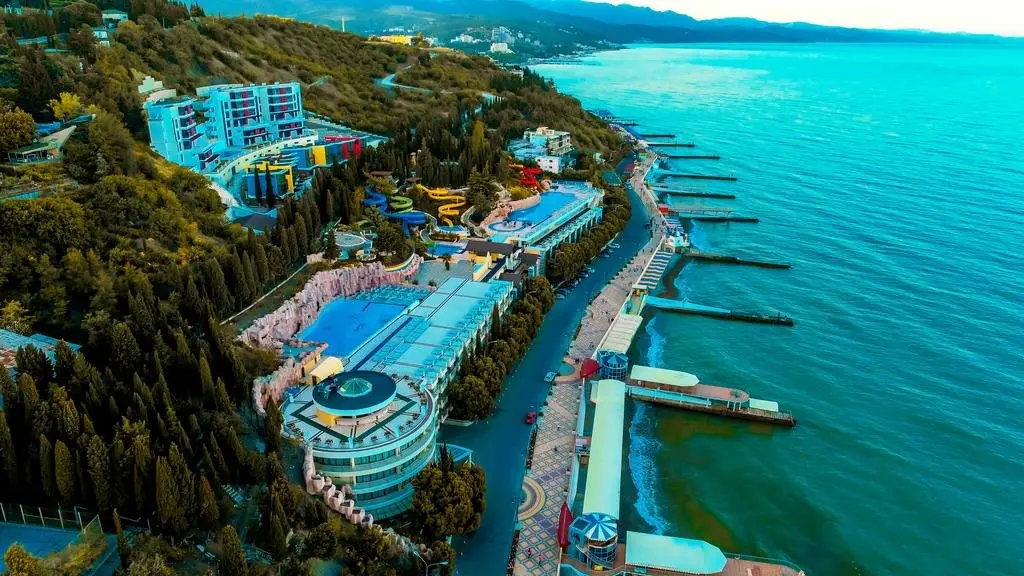 Алушта: Отель Манго-Панорамик