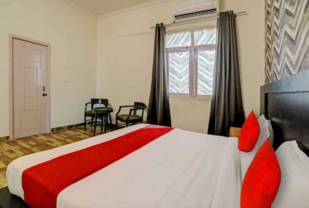 Большая Нойда: Hotel Jagdamby Residency
