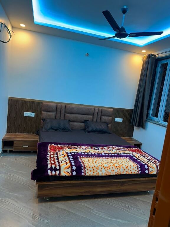 Вриндаван: The Ganga Residency