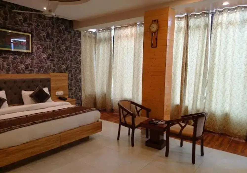 Панчкула: Hotel Glass Inn