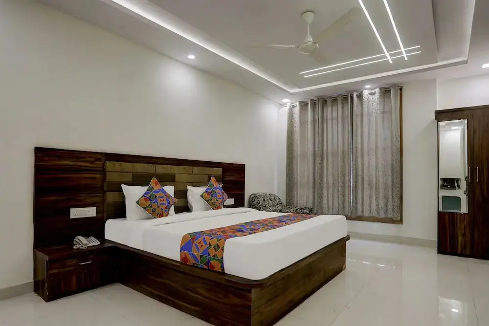 FabHotel Oriental — фото 1