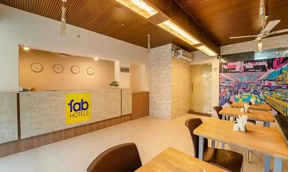 Бангалор: FabHotel Prime Seasons Suites HBR