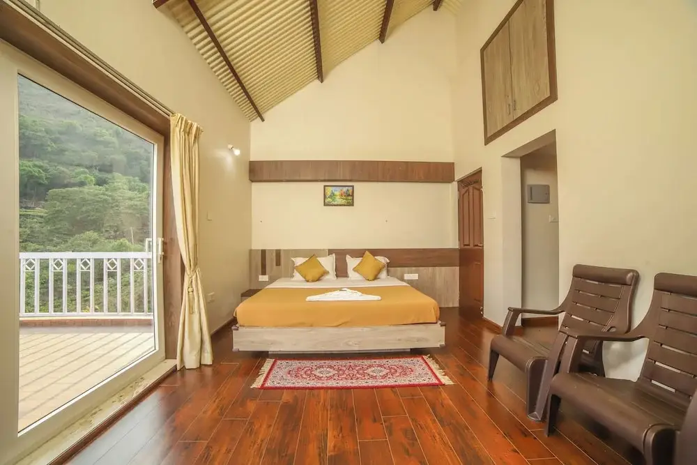 Кунур: Moving Mist Villa
