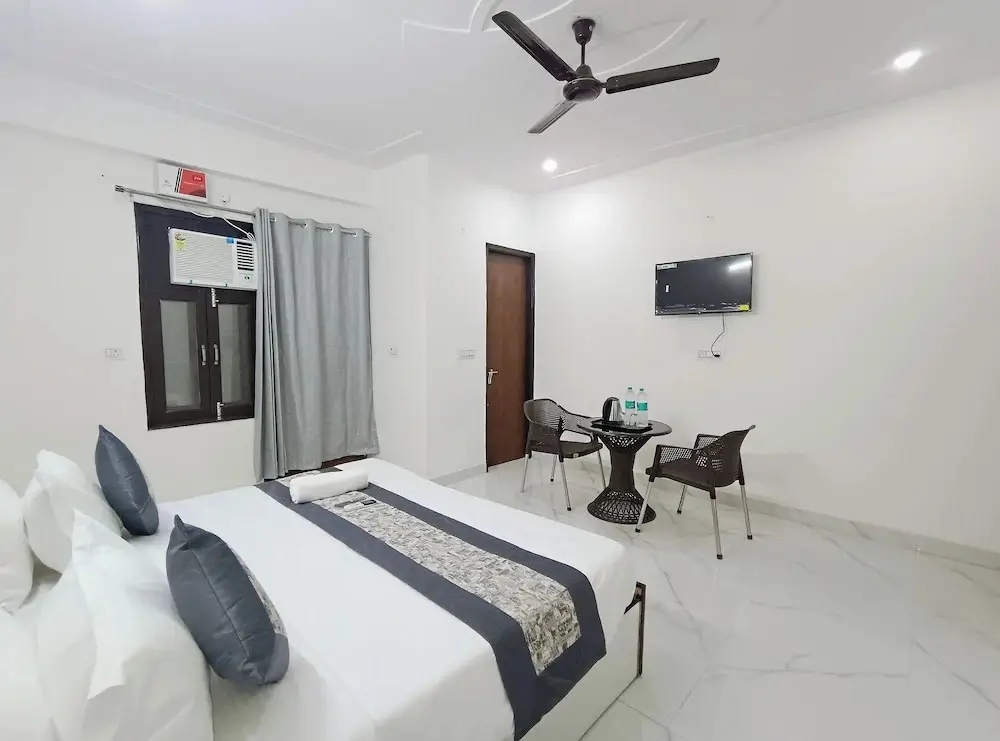 Hotel Krishna Tower — фото 1