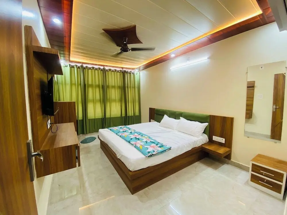 Матхура: The Raman Palace - A Budget Hotel