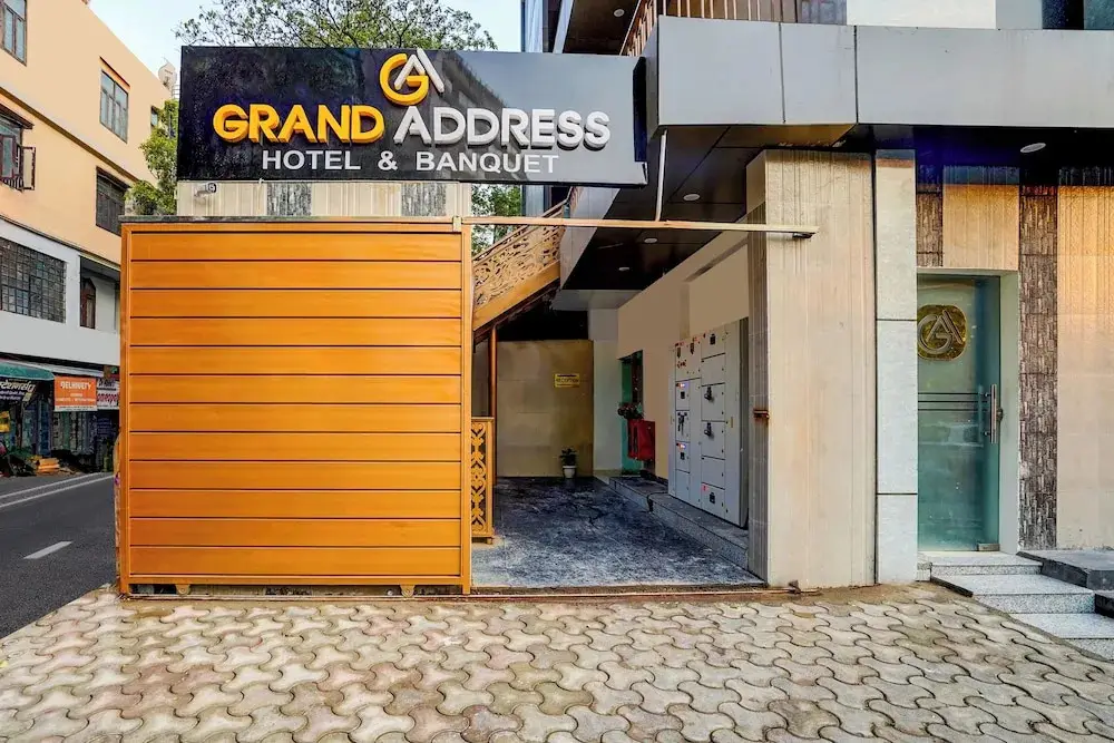 Grand Address Hotel and Banquet — фото 1