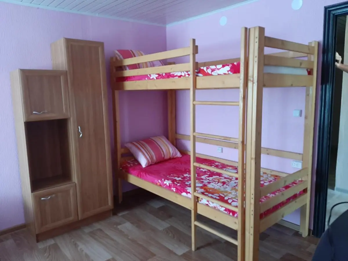 Ейск: Гостевой дом Нижние сады