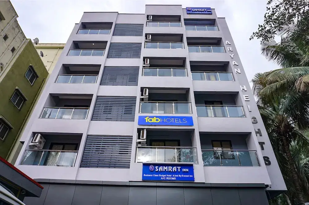 Fabhotel Everest Inn — фото 1