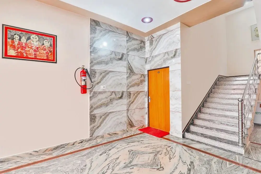Айодхья: Fabhotel Shree Venkatesh Nileyam