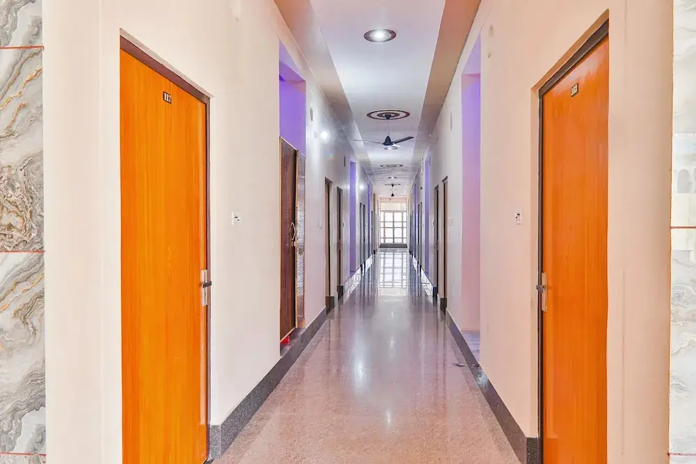 Айодхья: Fabhotel Shree Venkatesh Nileyam