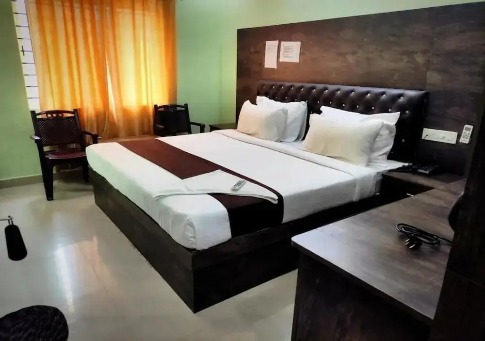 Бангалор: PPH Living Royal GS Comforts
