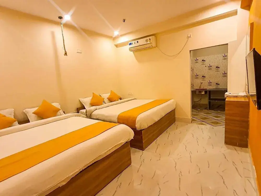Blue Sapphire Hotel and Banquet — фото 1