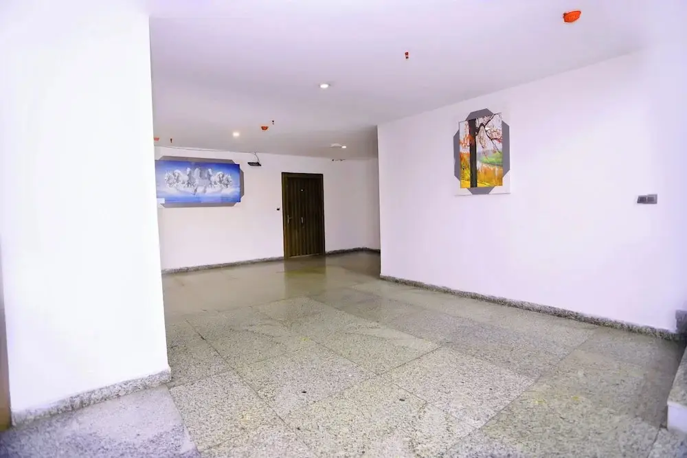 Нойда: Hotel Core One Bliss