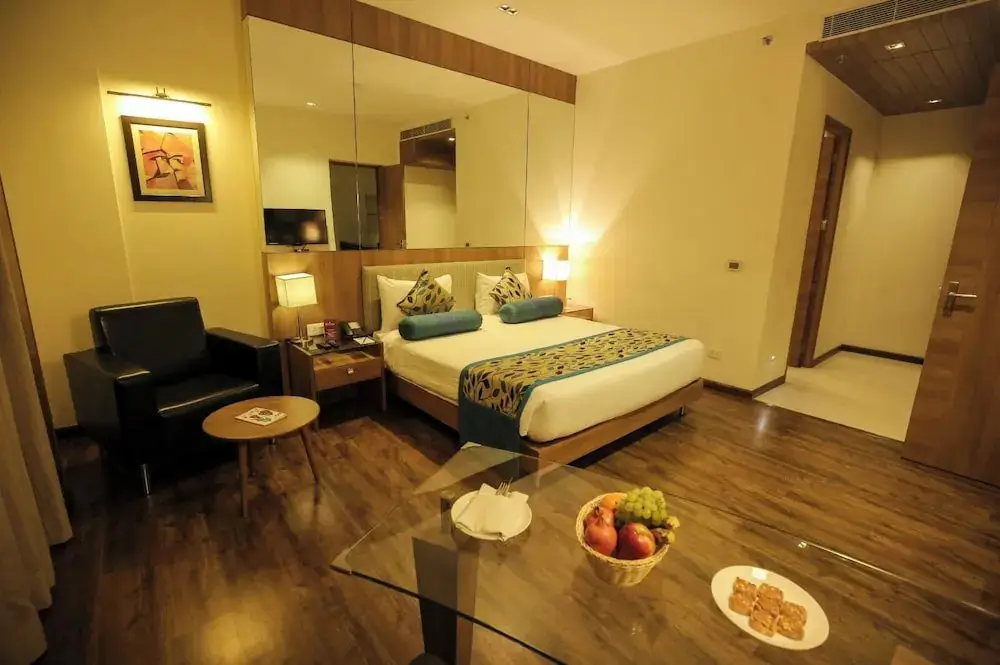 Гуруграм: Misaki Hotel