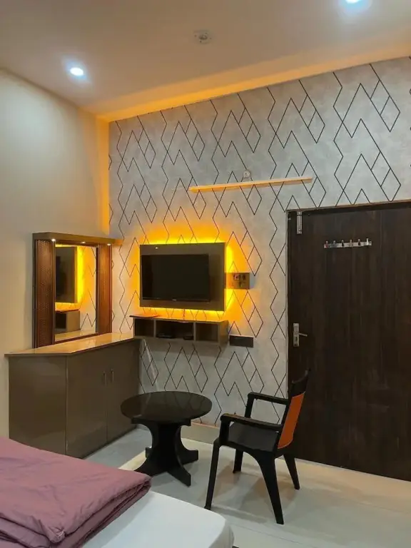 Деогхар: Hotel Krishna Paradise