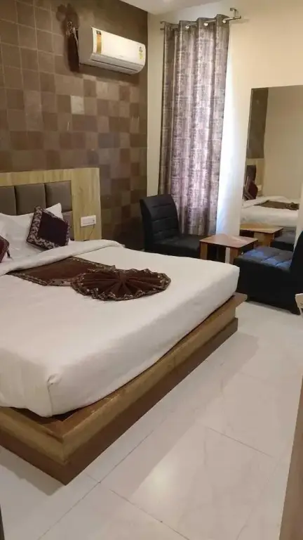 Панчкула: Hotel Glass INN