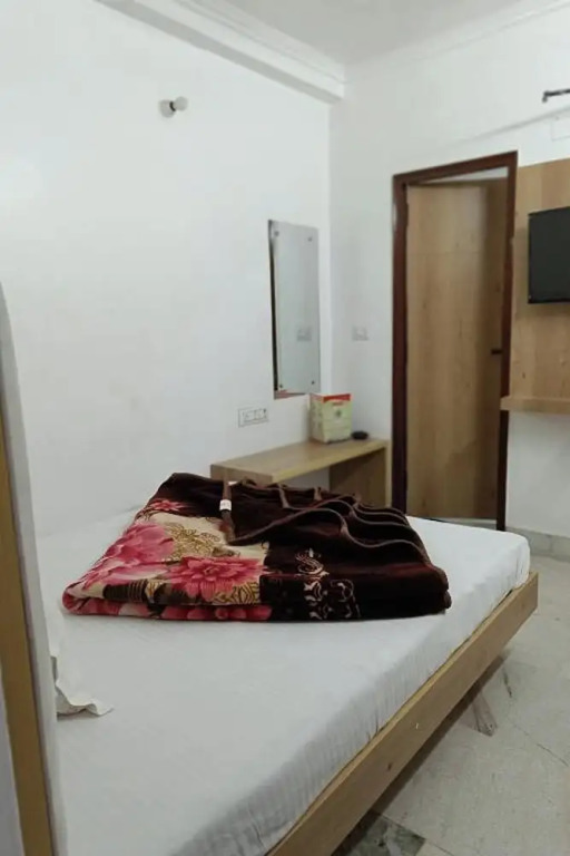 Нью-Дели: Hotel Shree Sai Dham Near New Delhi Railway Station, Paharganj
