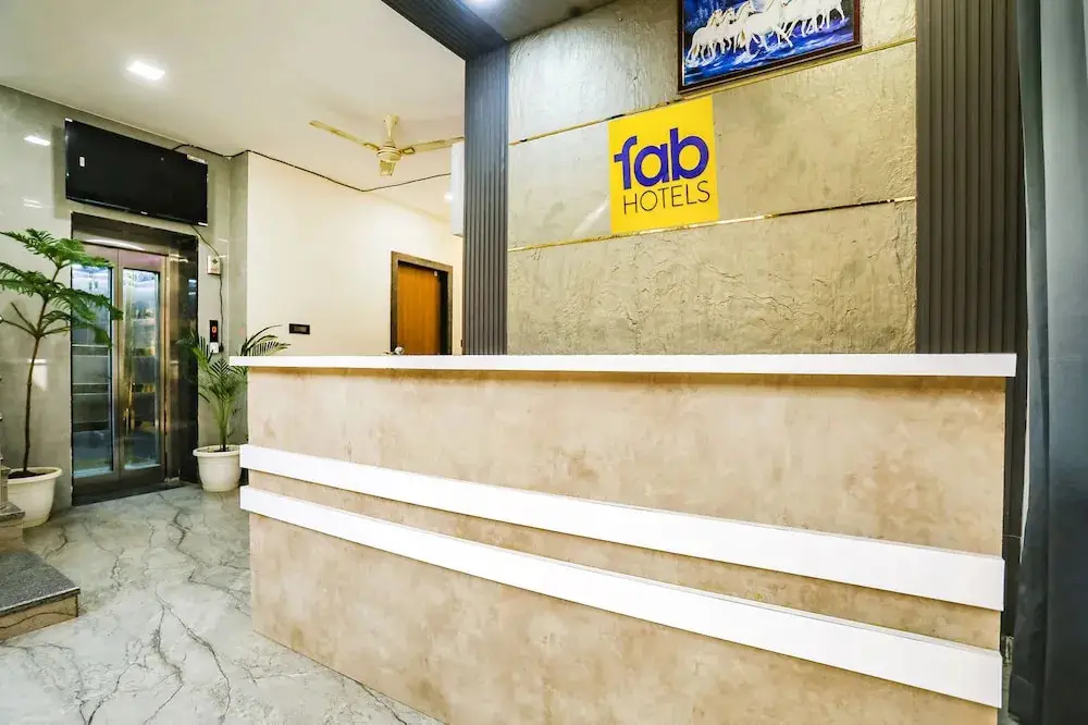 Вриндаван: Fabhotel Vasudha