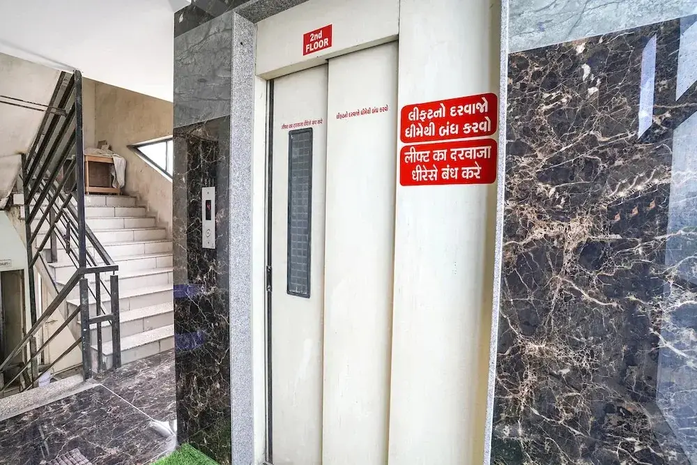 Ахмедабад: Fabhotel Ms Residency