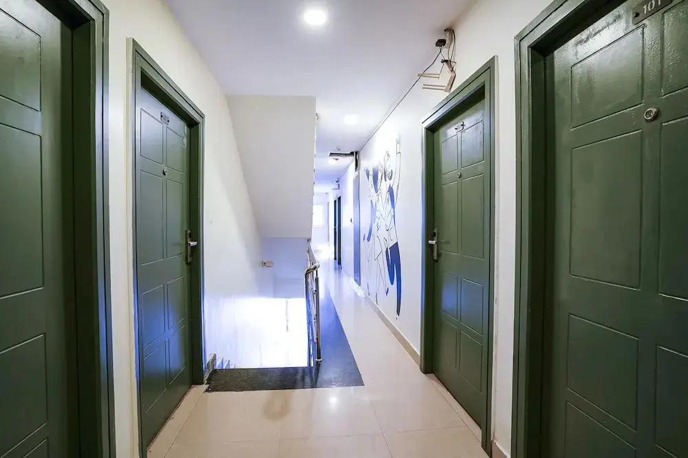 Бангалор: Fabhotel Royal Sterling