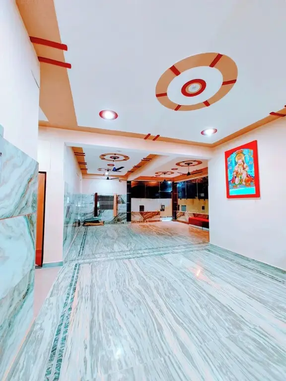 Айодхья: Hotel Shree Venkatesh Nilayam