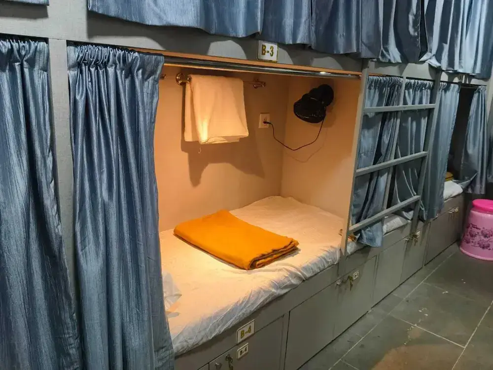 Мумбаи: Rest Inn Hostel Dormitory