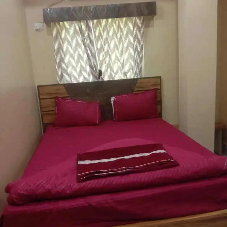 Колката: Duniya Guest House Kasba