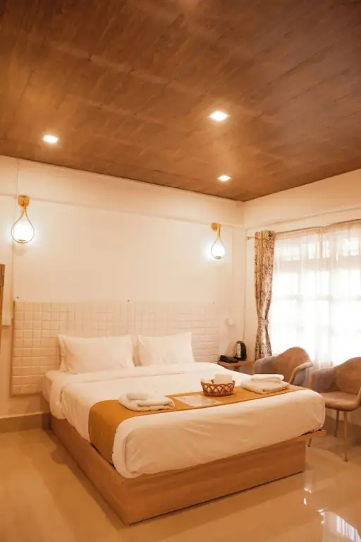 Шиллонг: MOCAHM Hotel