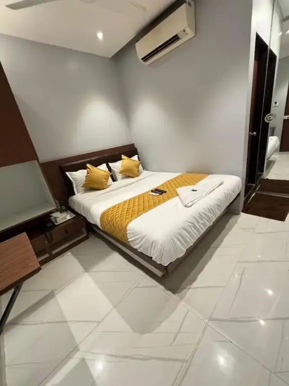 Мумбаи: Powai Inn By Glitz Hotels