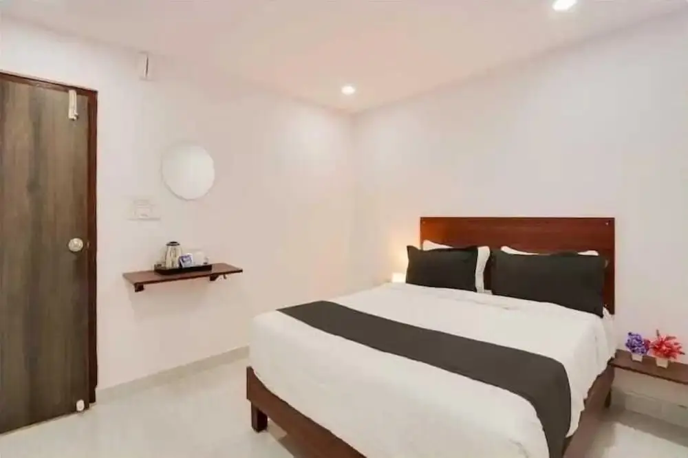 Секундерабад: Hotel Bedsinn