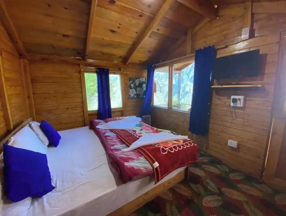Чамоли: Bluepoppy Resort Auli