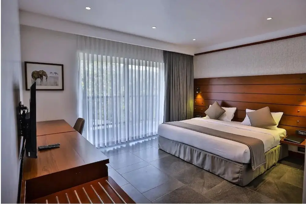 Куттикканам: The Violet Thekkady