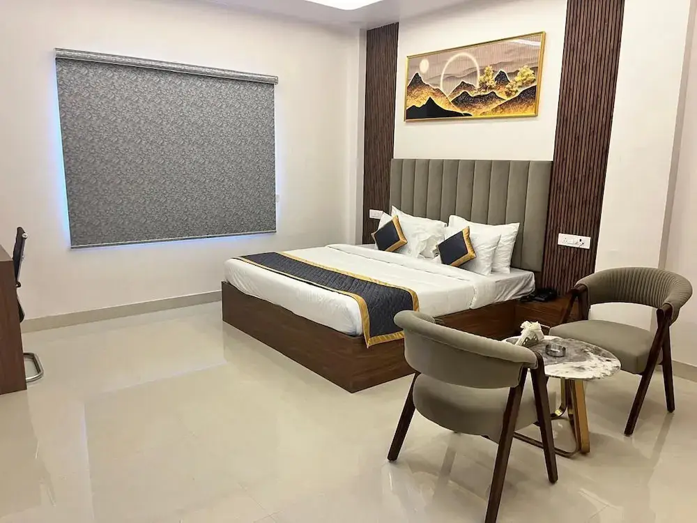 Алвар: Hotel Sun Flowers