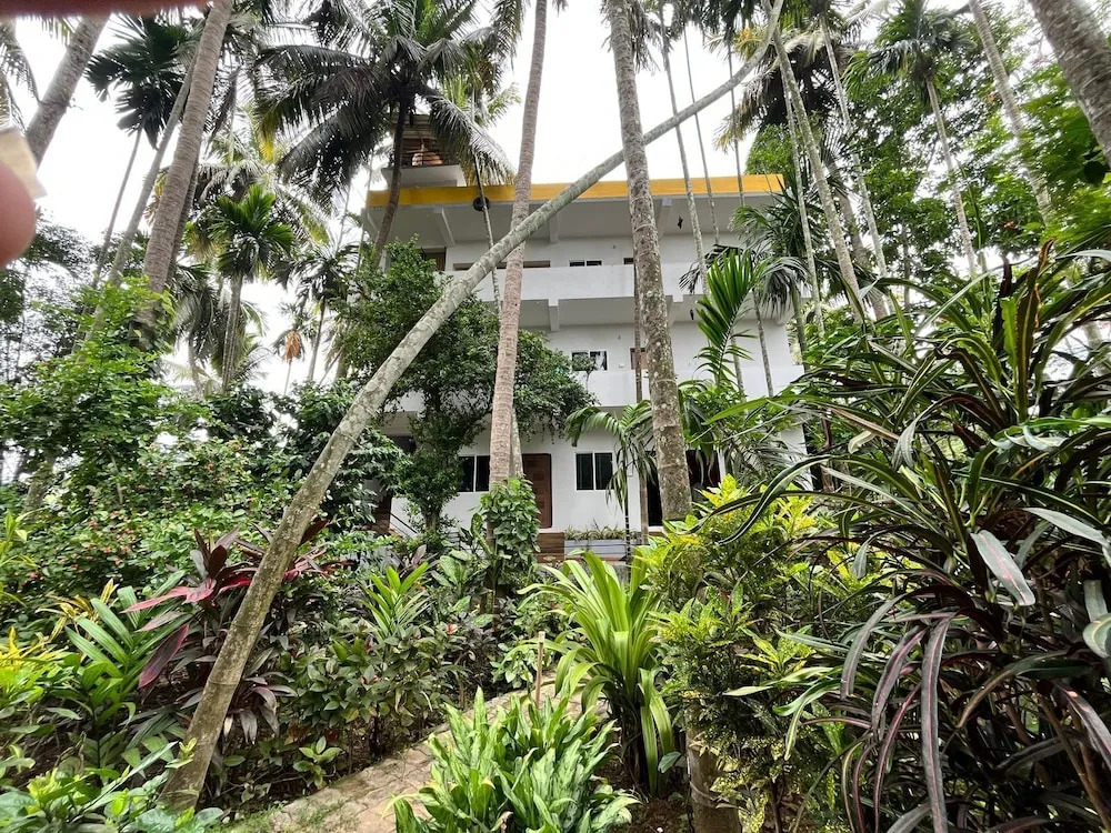 Лонда: Dandeli River Nest