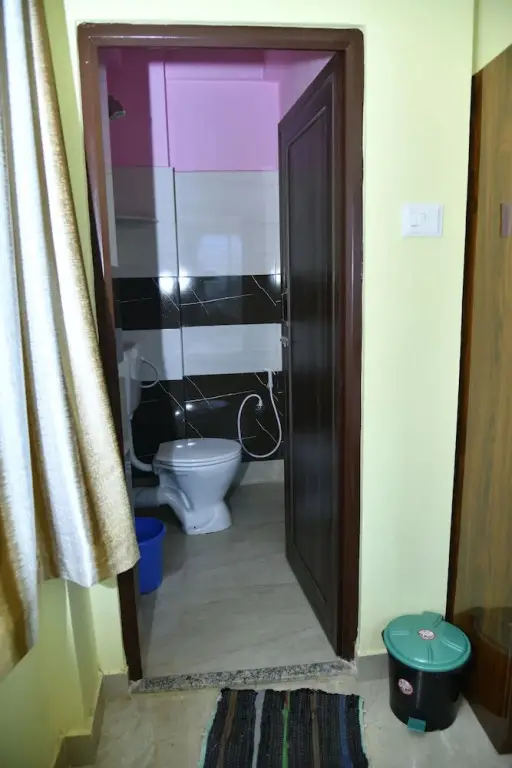 Колката: MM Hotel and Service Apartment